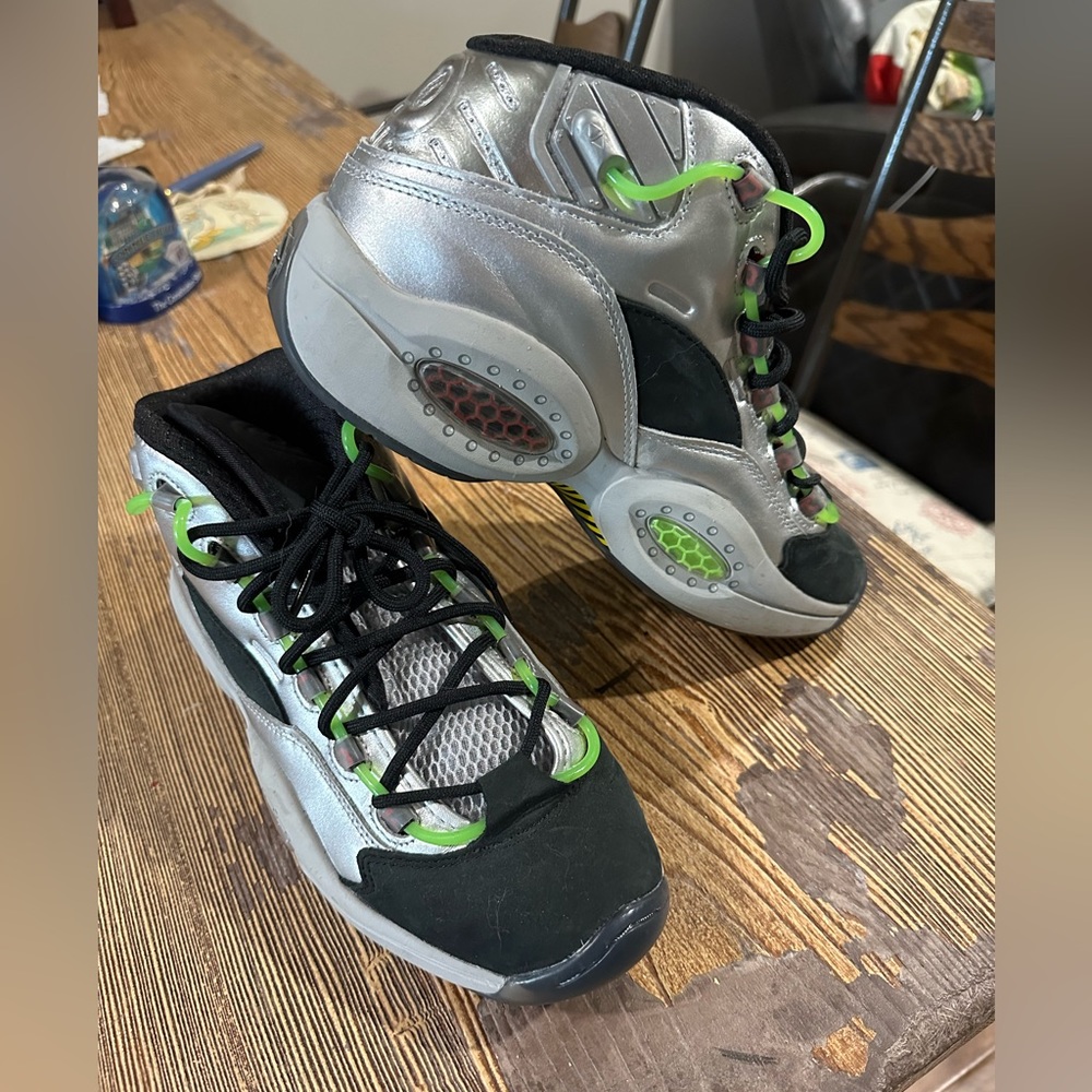 Reebok minion sneakers